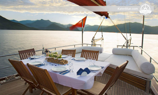 4-cabins wooden gulet overnight charter Gocek Turkey