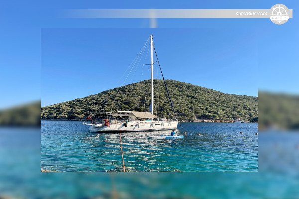 Jeanneau yacht charter med overnatning i Binlik Gocek, Tyrkiet