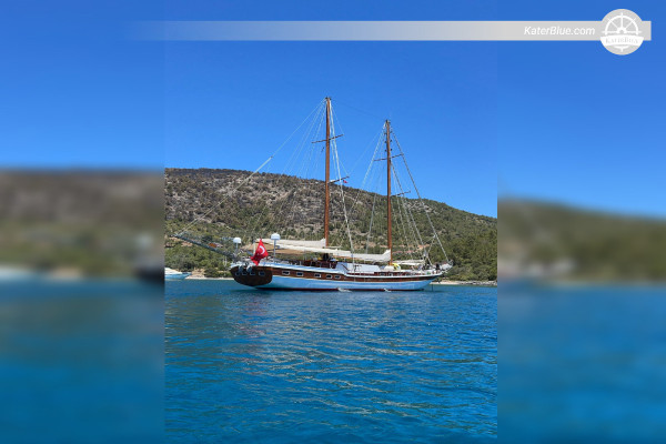 25m wooden gulet overnight stay charter Gokova-Bay Turkey