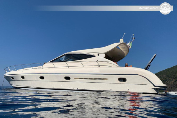 Giannetti yacht weekly sailing cruise San-Fruttuoso Italy