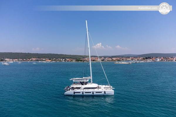 Latest Model catamaran luxury weekly charters Zadar Croatia
