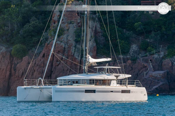 Luxury catamaran overnight sailing voyage Sukosan Croatia
