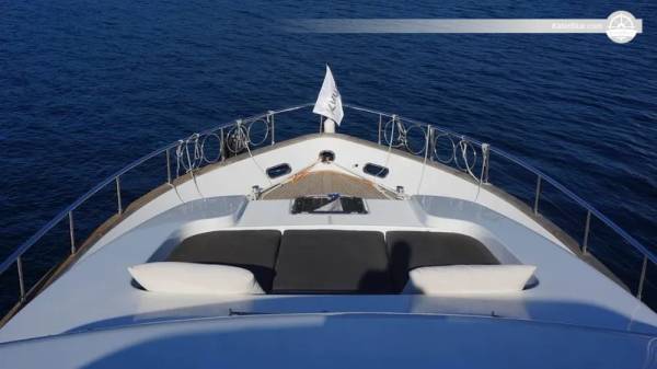 Luxury Yacht Sanlorenzo 72' Flybridge Charter, Durres, Albania
