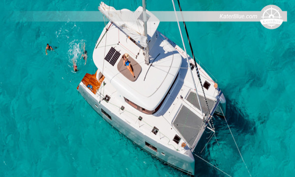 Deluxe 12m catamaran bareboat excursion La Spezia Italy