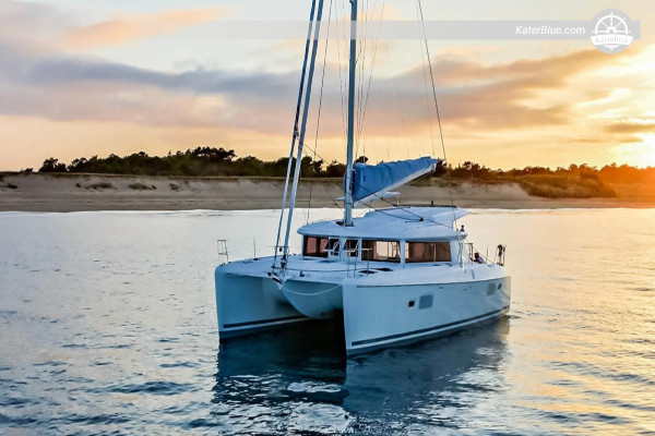 Lagoon catamaran weekly bareboat excursion Milazzo Italy