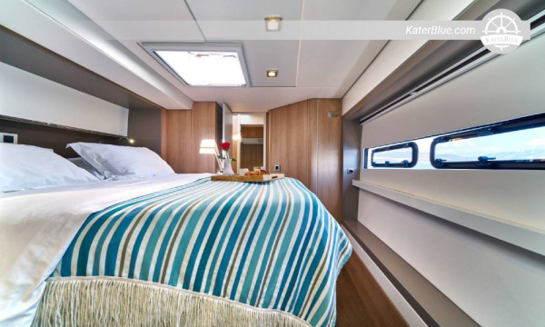 Bali Catamaran Weekly French Reviera Charter Antibes, France
