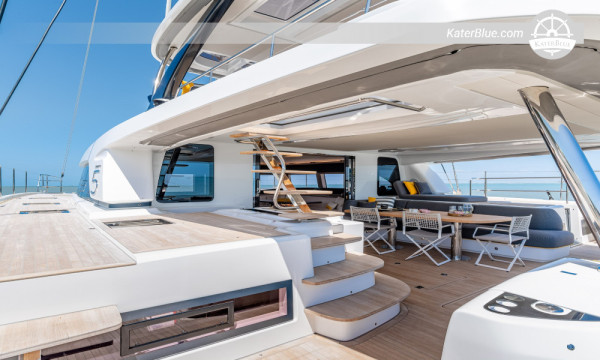 Weekly Crewed Lagoon Catamaran Charter Antibes, France