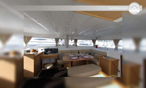 Lagoon catamaran weekly bareboat excursion Milazzo Italy