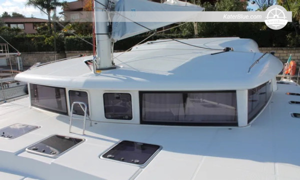 Lagoon catamaran weekly bareboat excursion Milazzo Italy