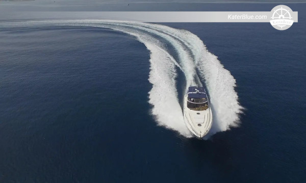 10 personer 2 kahytter Princess V50 motoryacht dagcharter Porto Cheli, Grækenland