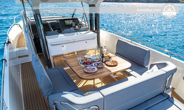 Oneiro Ii Nimbus T11 Motoryacht Day Charter Porto Cheli, Grækenland