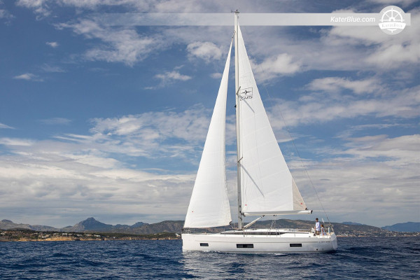 Viikoittainen purjehdus Tobago Caysin ympäri kipparin charter-veneellä Bequiassa, Saint-Vincent ja Grenadiinit