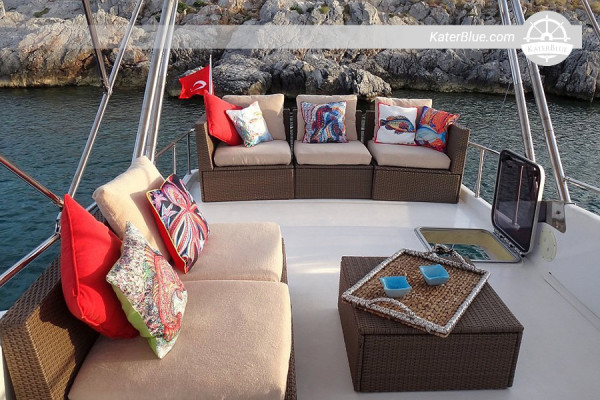 Vendita di yacht a motore custom di 14 metri con 2 cabine a Bodrum, Turchia.