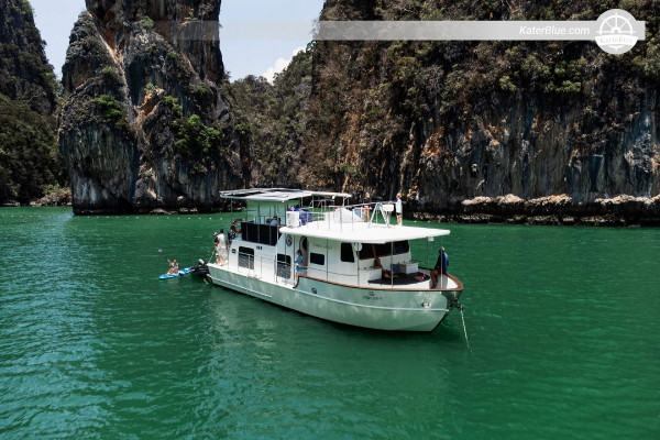 Catamaran-15m, 3 Cabins 3 Day Charter Phuket, Thailand