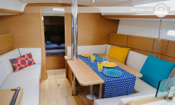 10denní plavba na Grenadinách z Le Marin - Sun Odyssey 389 Monohull