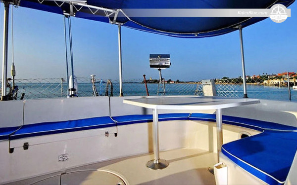 Daily Skippered Sailing Charter to Koh Phangan, Koh Mah & Private Beach - 8 Hours Scenic Exploration