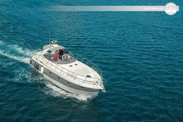Luxury 8-Hour Bayahibe Coastal Discovery - Cranchi 50 Yacht Charter