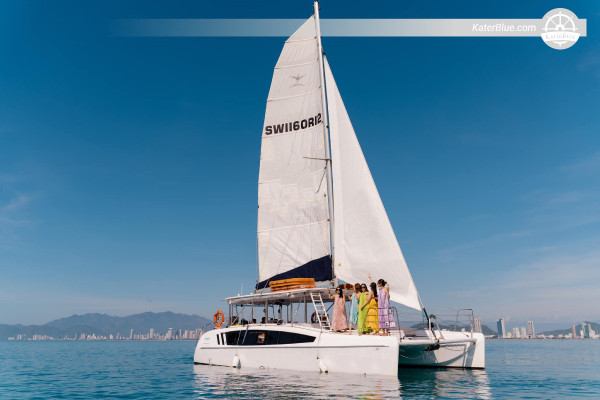 استئجار يخت مع قبطان في المساء - Seawind 1160 من مرسى آنا، نها ترانج، فيتنام (رحلة بحرية عند غروب الشمس وحفل شواء)