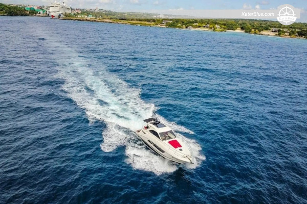 8-Hour Private Yacht Charter - Searay 52, Marina Cap Cana to La Romana