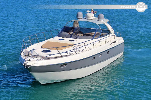 Luxury 8-Hour Dominicus Beach & Underwater Museum Tour - Cranchi 50 Yacht Charter