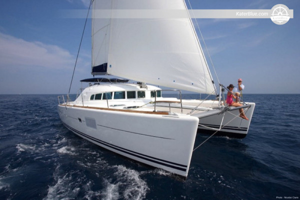 Cuban Nature-Focused 7-Day Catamaran Charter, Lagoon 410 Sailing Experience