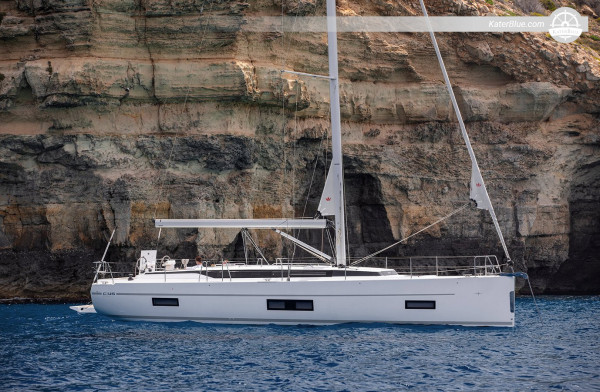 Weekly Bareboat Sailing Charter - Lefkas, Ithaca, Cephalonia, Zakynthos & Skorpios (Ionian Islands, Greece)