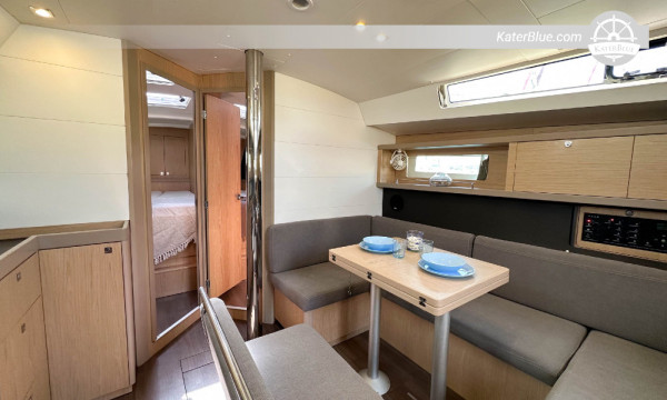 Sale 2019 Beneteau Oceanis 45 Sailing Yacht Palma de Mallorca, Spain