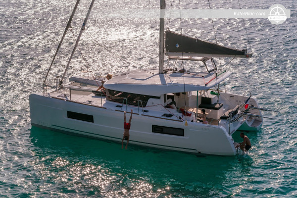 Lagoon 40 Catamaran - 1 Week Ilha Grande, Paquetá & Frade Cruise from Marina Verolme
