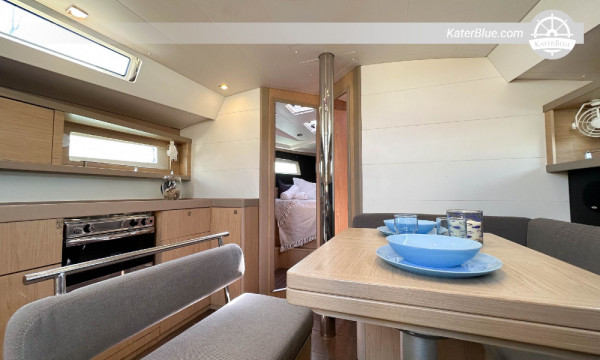 Sale 2019 Beneteau Oceanis 45 Sailing Yacht Palma de Mallorca, Spain