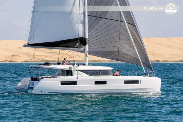 Charter di catamarano Lagoon 46 di 7 giorni: da Marina Verolme a Ilha Grande, Ilha de Gipoia e calette nascoste di Angra dos Reis