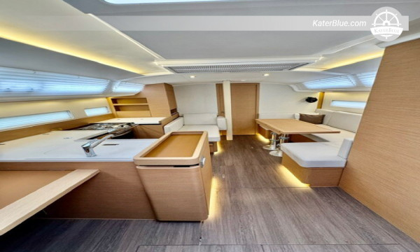 Weekly Bareboat Sailing Charter - Lefkas to Ithaca, Poros, Hydra & Spetses - Ionian & Saronic Gulf - Sun Odyssey 410