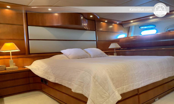 Aluguel semanal de iate com skipper saindo de Saranda - Explore as Ilhas Jônicas e a Grécia