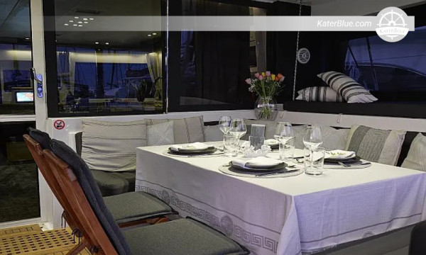 Sale Used 2014 Lagoon 560 S2 5-Cabin Catamaran Alimos, Greece
