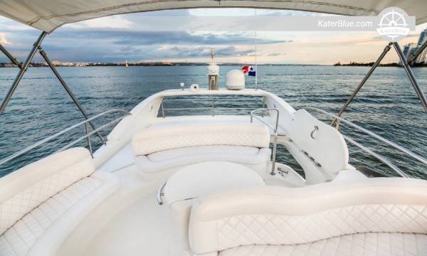 Tranquility in Cholón – 8-Hour Cartagena Charter aboard Azimut 46