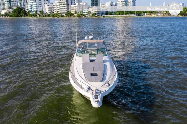 Scenic Islands & Hidden Beaches – 8-Hour Cartagena Yacht Charter aboard Sea Ray 46