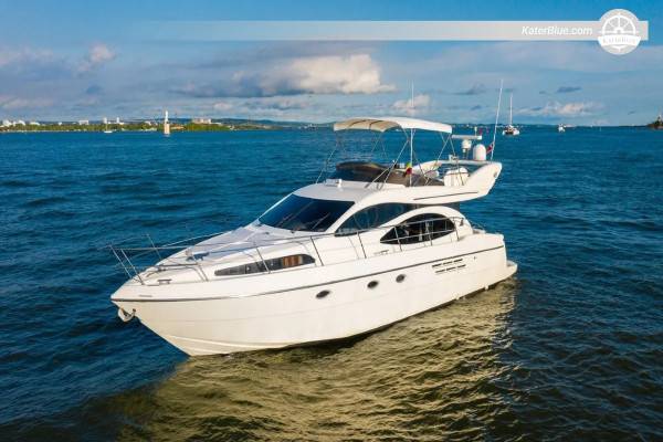 Rosario Islands Discovery – 8-Hour Cartagena Yacht Charter aboard Azimut 46