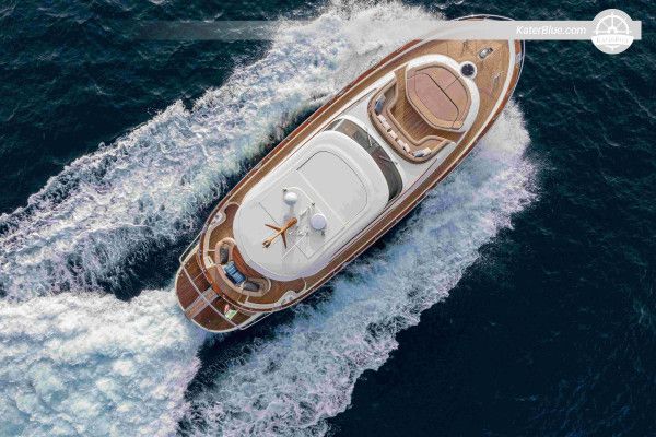 Weekly Skippered Sailing Charter from Marina di Stabia – Amalfi Coast & Capri Route