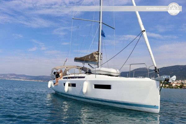 Discover the Istrian Coast and Islands aboard Sun Odyssey 440 – Weekly Skippered Charter from Marina Polesana, Pula, Croatia