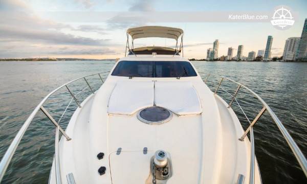 Tranquility in Cholón – 8-Hour Cartagena Charter aboard Azimut 46