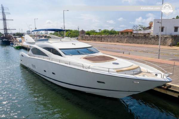 9hodinový pronájem luxusní jachty z Cartageny na pláži Fenix Beach na palubě lodi Sunseeker 82 – Tierra Bomba Escape