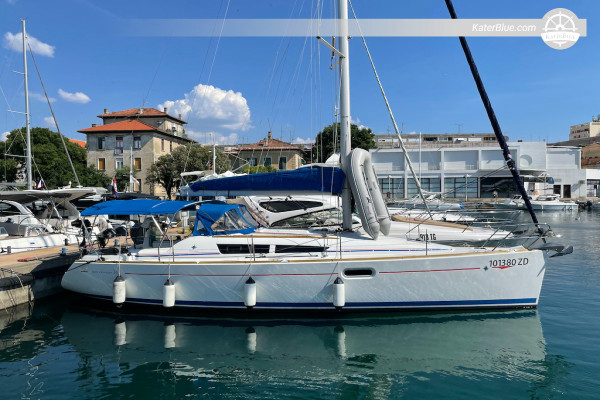 Fuga tra le isole dalmate - Itinerario di navigazione in barca a vela senza equipaggio da Zara