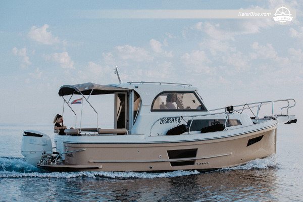 7-Day Bareboat Island-Hopping aboard Leidi 800R- Cruise Unije, Susak, Rab, Cres & Cape Kamenjak from Pula, Croatia