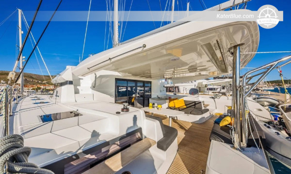Catamarano Lagoon 50 Fly del 2018 in vendita a Trogir, Croazia.