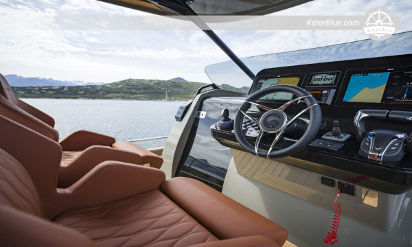 Te koop: gloednieuwe motorboot Stradivari 43 in Albanië.