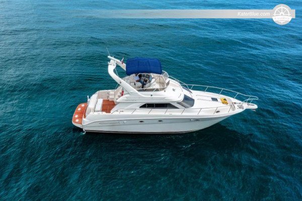رحلة بحرية لمدة 4 ساعات عند غروب الشمس إلى جزيرة سان خوسيه على متن يخت Sea Ray 47 من مارينا فلامنكو، بنما