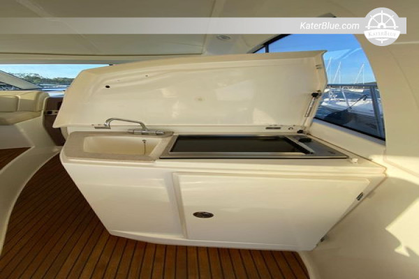 Sale Used 2008 Jeanneau Prestige 38s Motor Yacht in Napoli, Italy