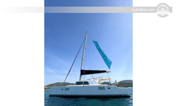 クニャーナ発、ラグーン440号で行くサルデーニャ島アドベンチャー&沿岸アクティビティの週替わりチャーター