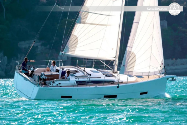 7-Night Bareboat Sailing Charter: Marina Kaštela, Brač, Hvar, Pelješac & Paklinski Islands Adventure