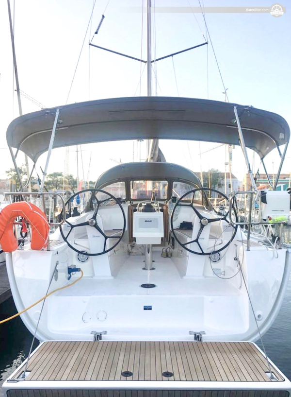 2-Hour Skippered Private Day Charter in Lisbon, Portugal