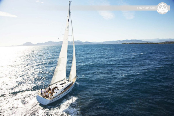 Itinerario di navigazione di 7 giorni da Lefkada a Porto Katsiki – Palairos, Astakos, Itaca, Fiskardo e Nidri a bordo della Bavaria Cruiser 46